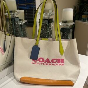 Coach Tote